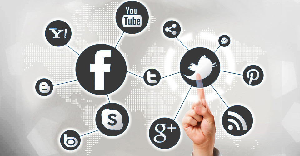 Grupo Ultimatum Facebook Facebook Social Media Redes Sociales Instagram Twitter Snapchat
